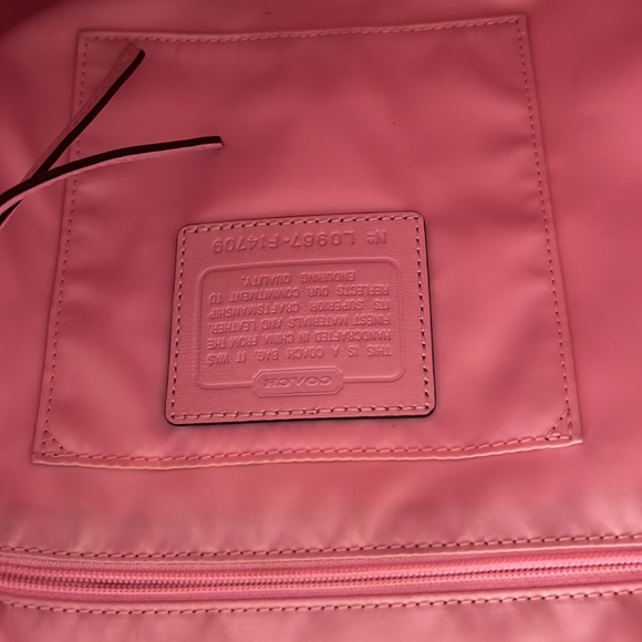 Coach bag. - Picture 6 of 7